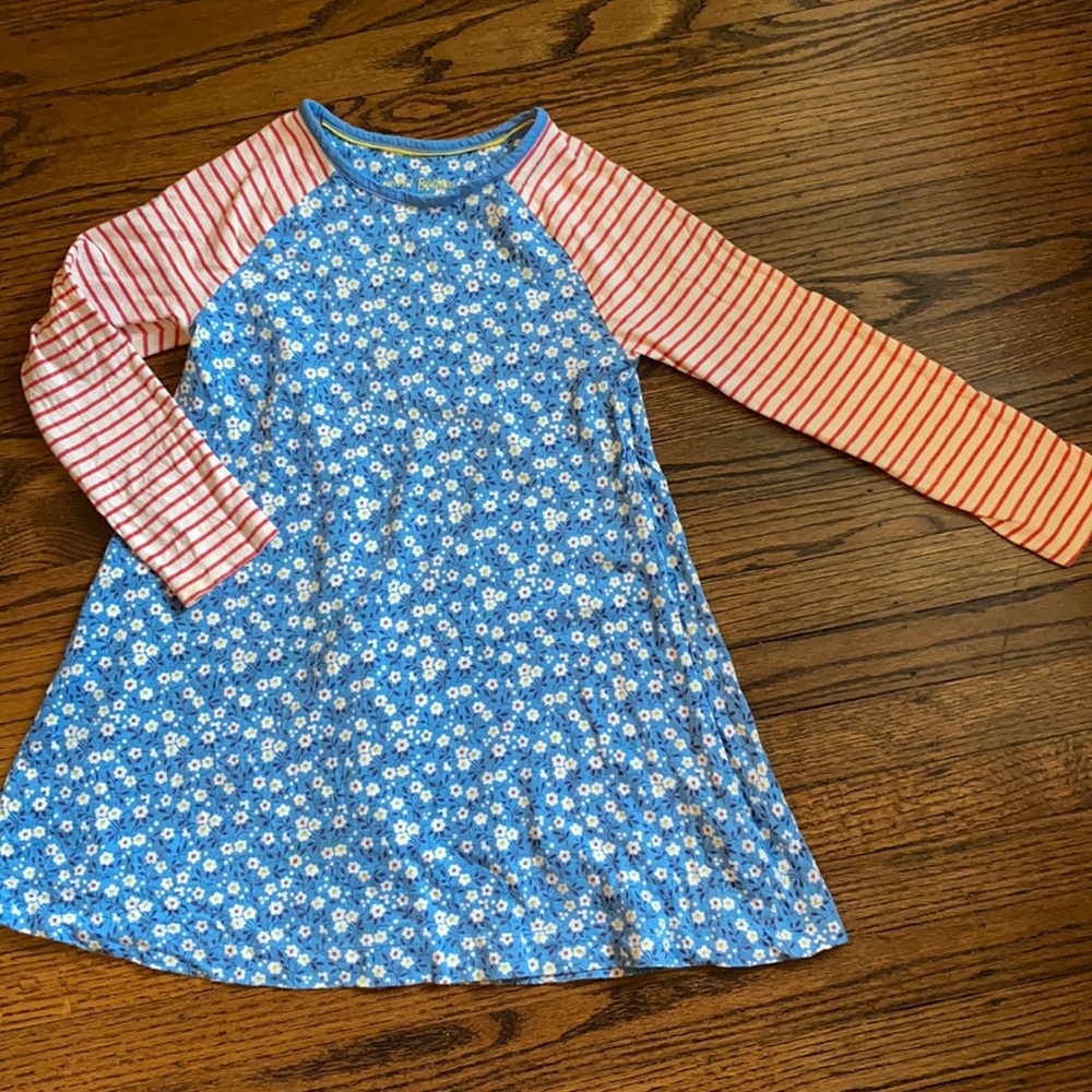 Mini Boden. Adorable girls jersey dress.